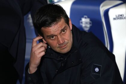 cristi chivu a luat decizia dupa ce a fost eliminat in meciul cu atalanta si a luat ramas bun de la jucatori 69b69508d19b8