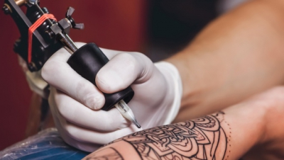 cum poti ajunge sa isi pierzi vederea din cauza unui tatuaj chiar dupa ani de zile ce arata noile studii 69a55150a4542