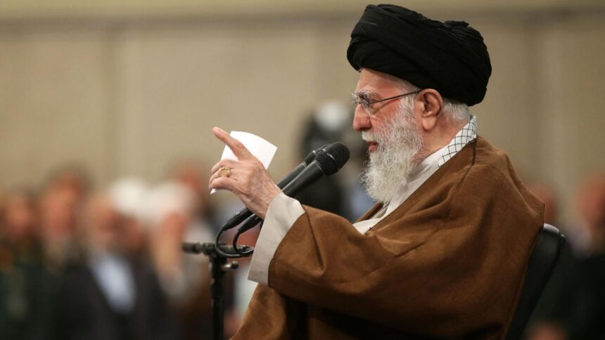 cum se alege noul lider suprem al iranului dupa moartea lui khamenei si cine sunt favoritii momentului 69a5725954262