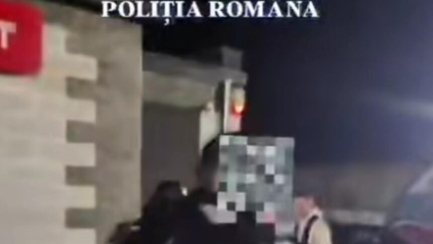 descindere a politiei intr o locatie din giurgiu suspectata de jocuri de noroc ilegale 35 de persoane implicate 69b458aecd1c8