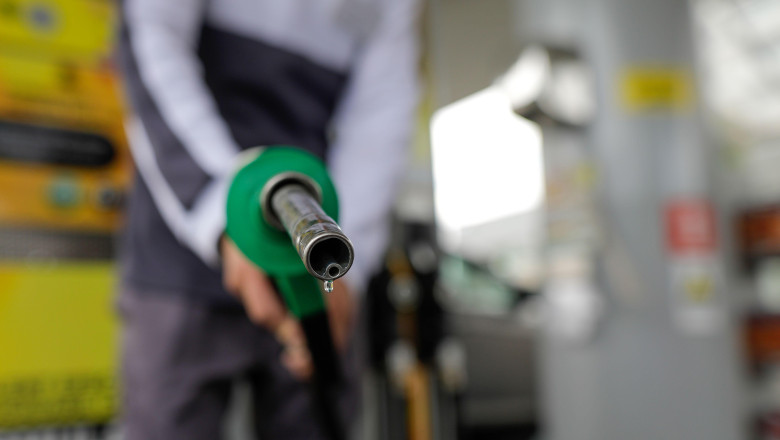 distribuitorii de carburanti avertizeaza guvernul plafonarea adaosului la 50 poate bloca piata si nu scade preturile la pompa 69c3f00a40611