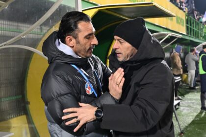 exclusiv el e antrenorul sezonului in superliga sa nu uitam ca a facut treaba asta 69c2ff3409000