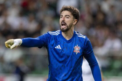 messi al portarilor a semnat in prima liga ce echipa l a transferat pe fostul jucator de la fcsb 69c6d785856c1