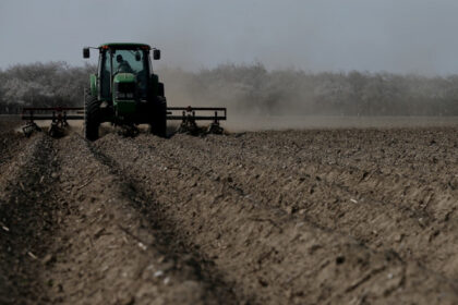 motorina mai ieftina pentru fermieri ministrul agriculturii ar putea costa intre 4 si 45 lei pe litru 69b1e235b1acd