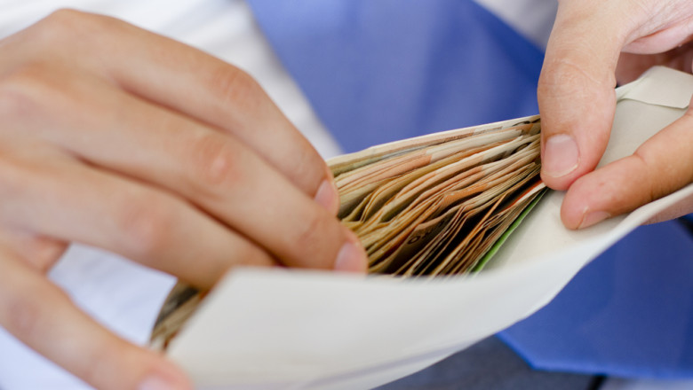 ocde avertizeaza ca munca la negru ramane extinsa in romania ce efecte au salariile in plic asupra economiei 69b90b0d10f37