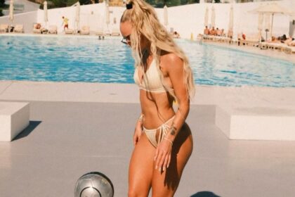 galerie foto alisha lehmann l a uitat complet pe douglas luiz postarea care i a innebunit pe fanii fotbalistei sexy 69e135a675e86