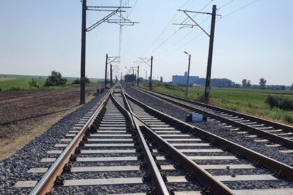 patru persoane retinute intr un dosar de furturi din infrastructura feroviara foto 69cd02b738b8a