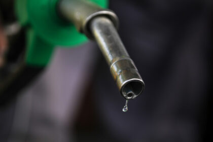 prima zi de scadere a pretului carburantilor motorina a coborat sub 10 lei pe litru la unele benzinarii 69ccbc67a2302