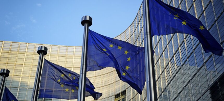 Comisia Europeană a lansat prima Strategie de Combatere a Sărăciei