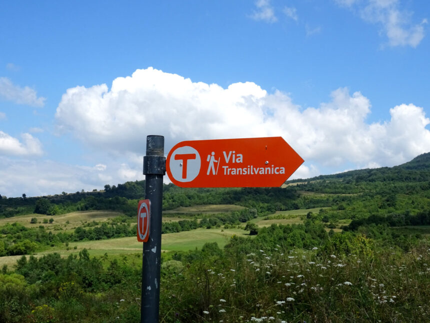Start oficial pentru drumeții pe Via Transilvanica: când începe sezonul?