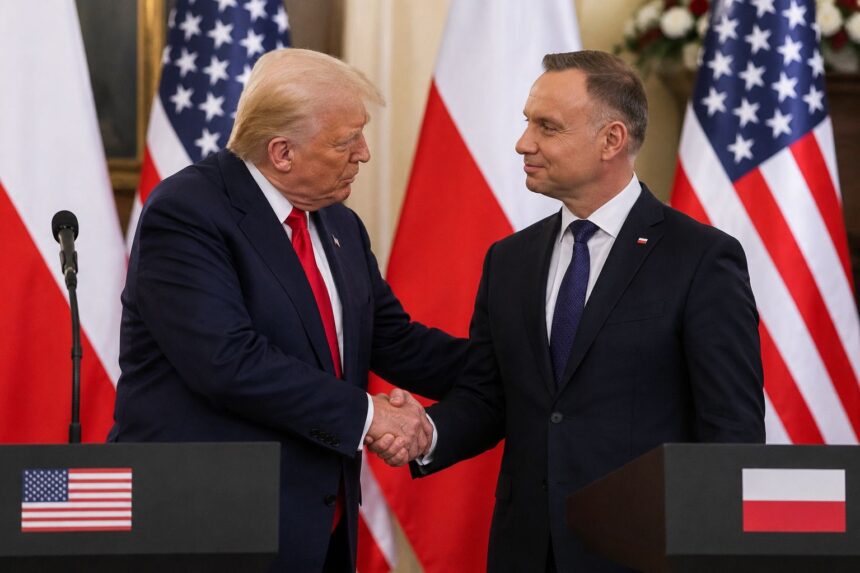 Trump anunță trupe suplimentare pentru Polonia, președintele polonez îi adresează mulțumiri liderului american.
