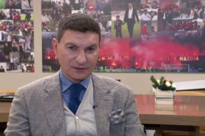 galerie foto noua sigla a lui dinamo l a enervat pe cristi borcea cum sa faci asa ceva e poza de playboy 69f9d1a781b5a