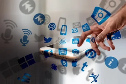 Social media Internetr online