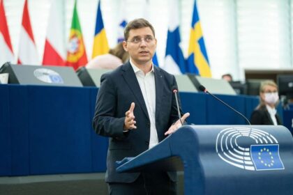 Victor Negrescu