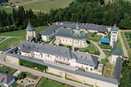 manastirea putna foto manastirea putna putna punct ro