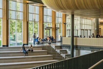 universitate studenti