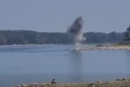 explozie controlata foto screenshot facebook mapn