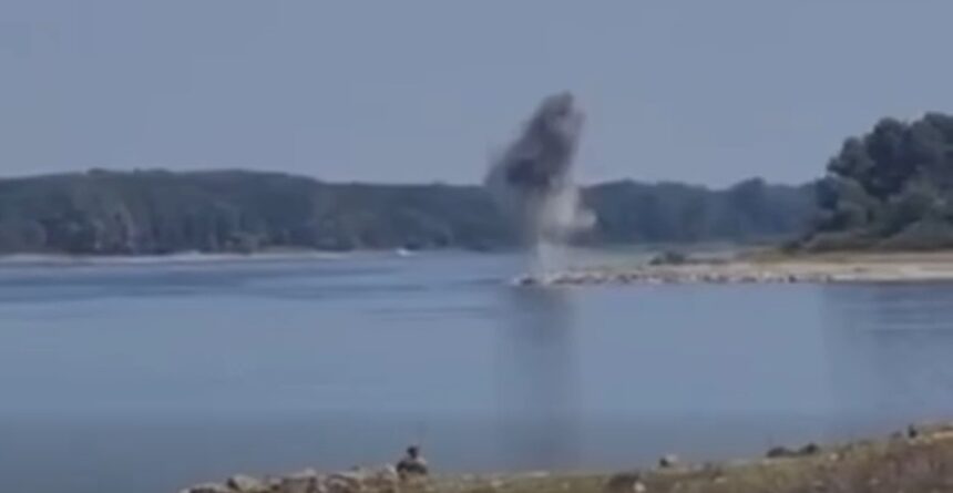 explozie controlata foto screenshot facebook mapn