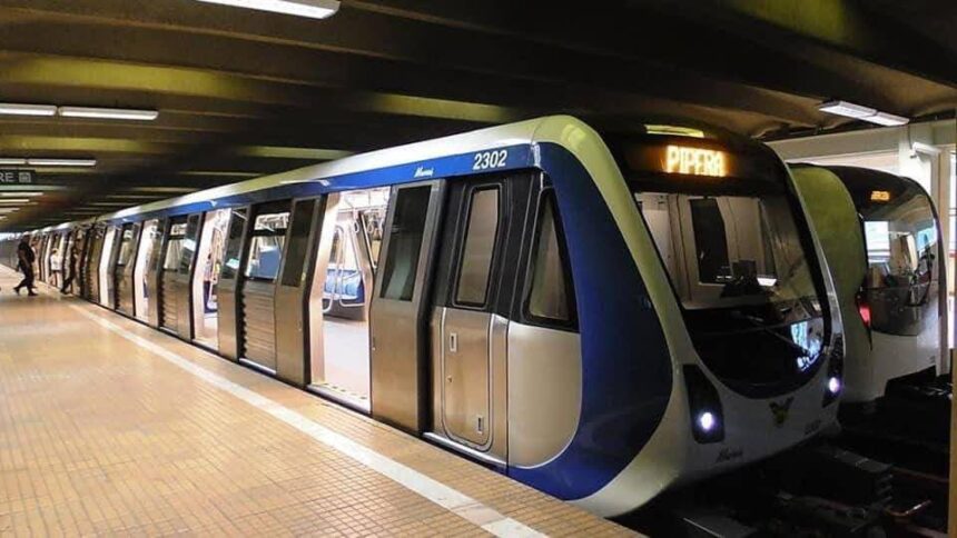 metrou foto facebook metrorex