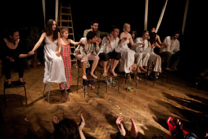 Teatru