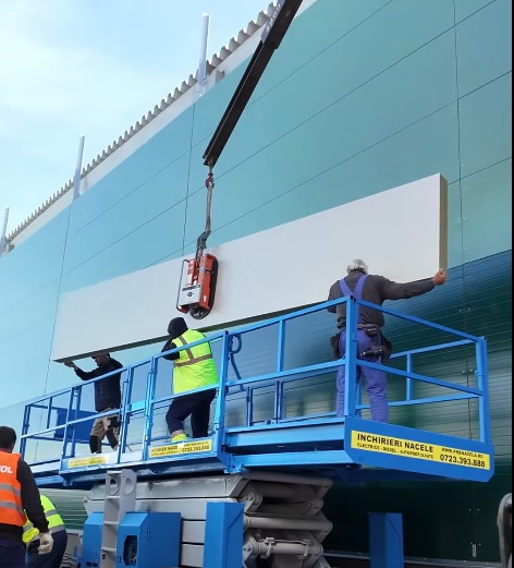 sala sport scoala gimnaziala 3 pipera voluntari